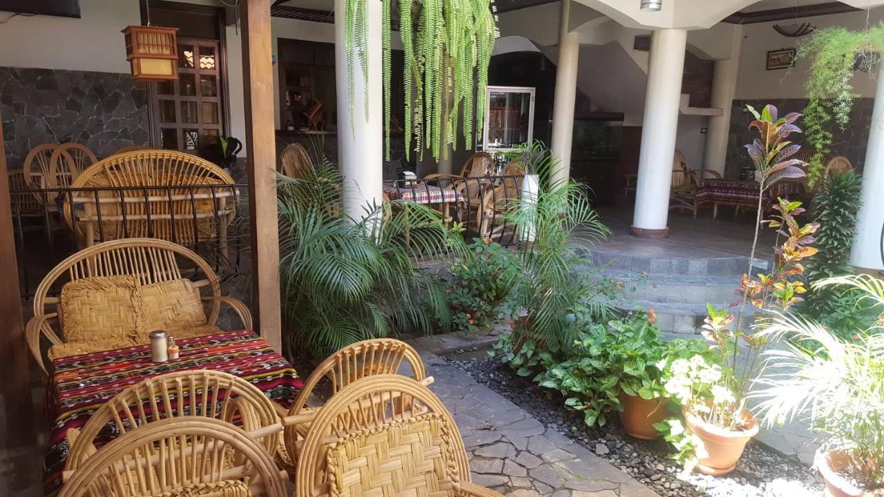 SHANTI SHANTI Hotel&Restaurante San Pedro La Laguna Exterior foto